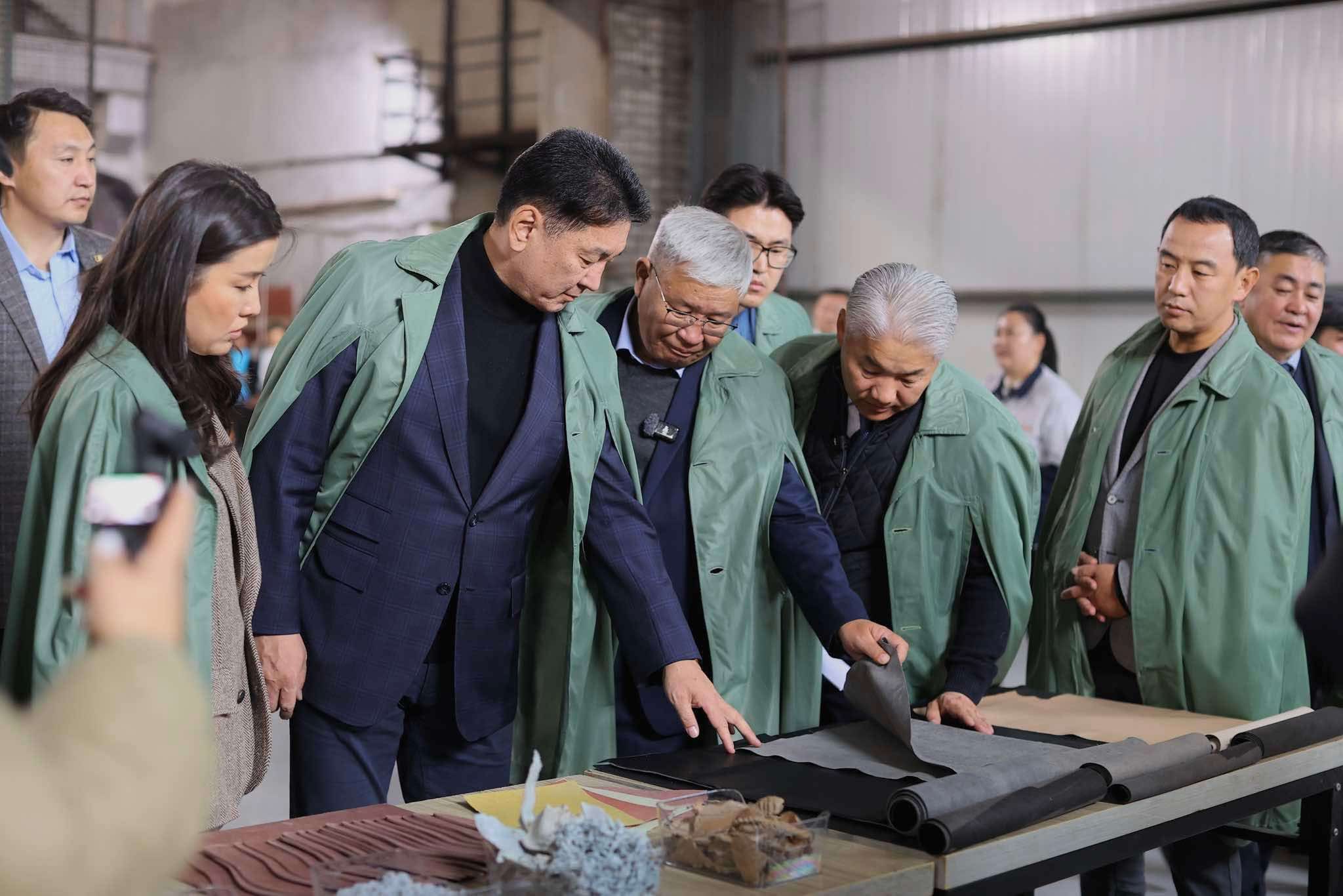 Хөтөлбөрийн үр дүнд анх удаа түүхий эдийн 50 хувийг дотоодын үйлдвэрлэгчид бэлтгэжээ.